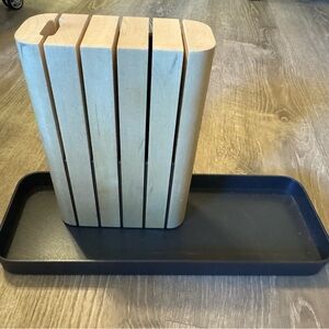 Caraway magnetic tray and knife block